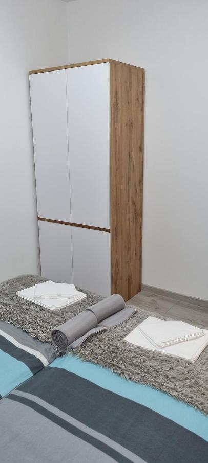 Apartament Unibal 什切齐内克 外观 照片